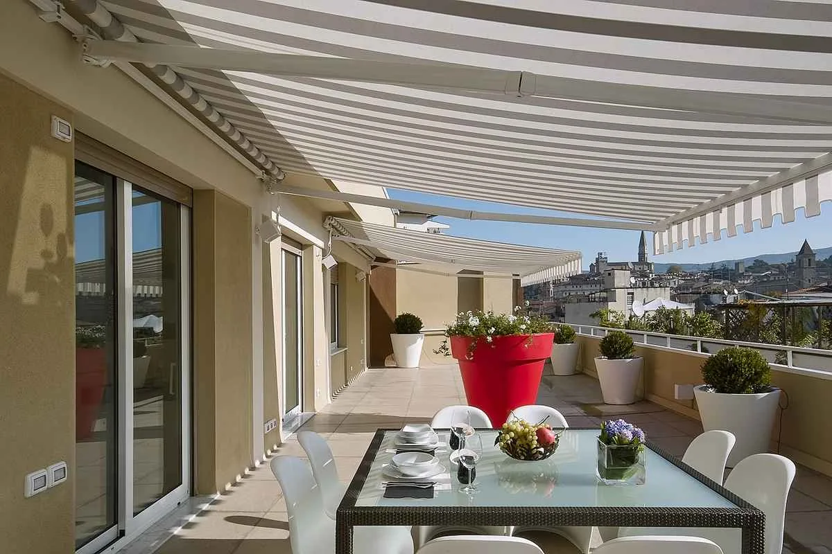 Markiza czy pergola - co wybrać?